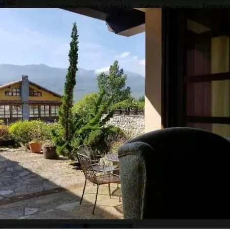 Casa Con Terraza, 800 Metros De Playa Андрин
